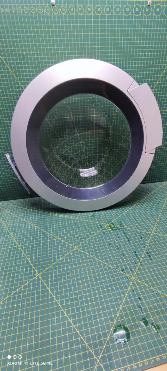 Люк Bosch 746331 черный