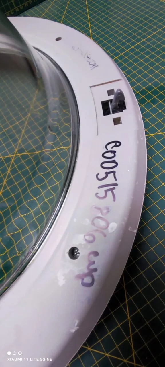 Люк Ariston C00515806 сер крючок