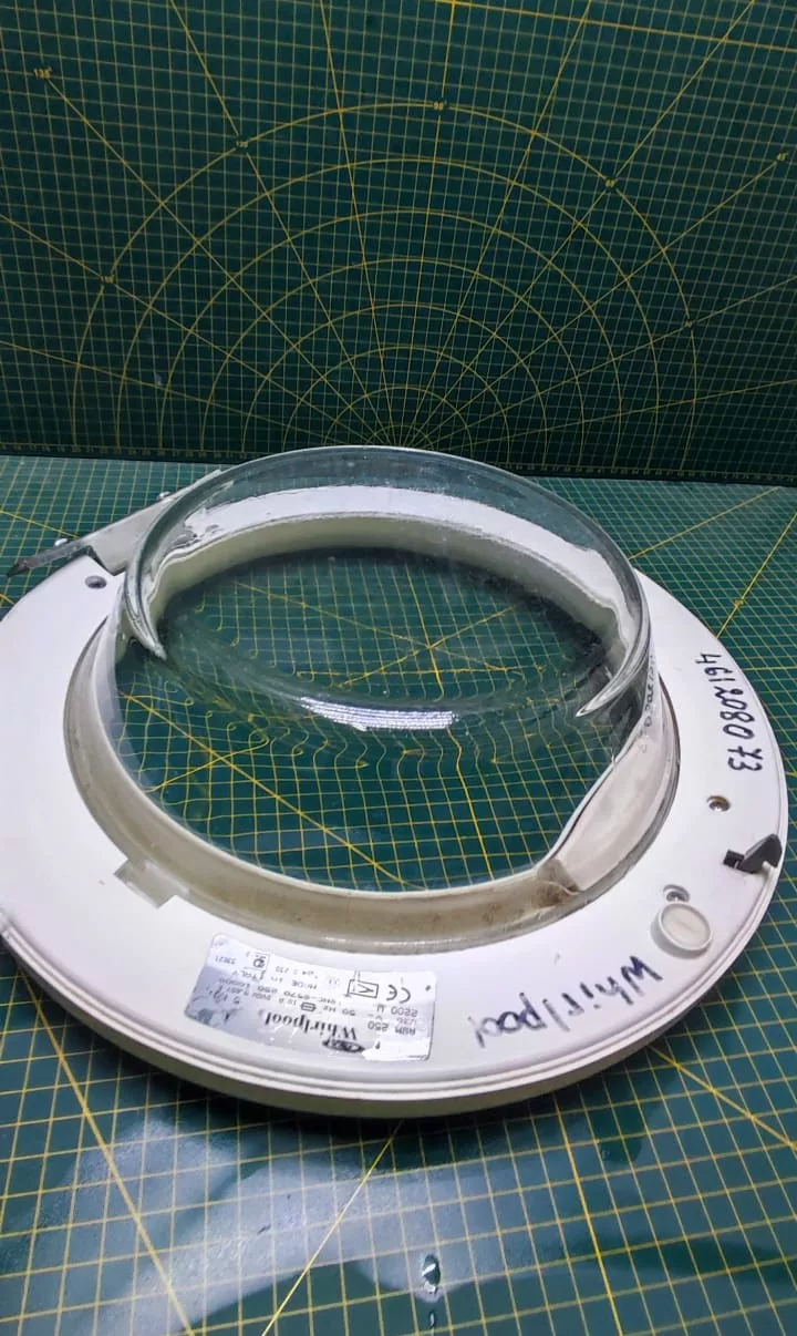 Люк Whirlpool 461208073