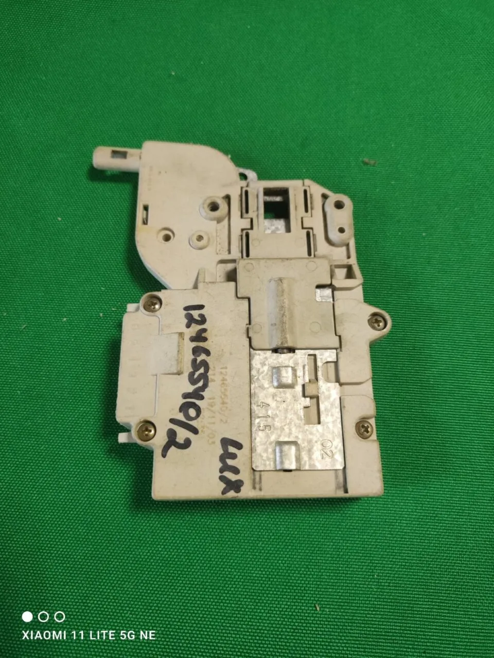 Замок люка (УБЛ) Electrolux 12465540/2