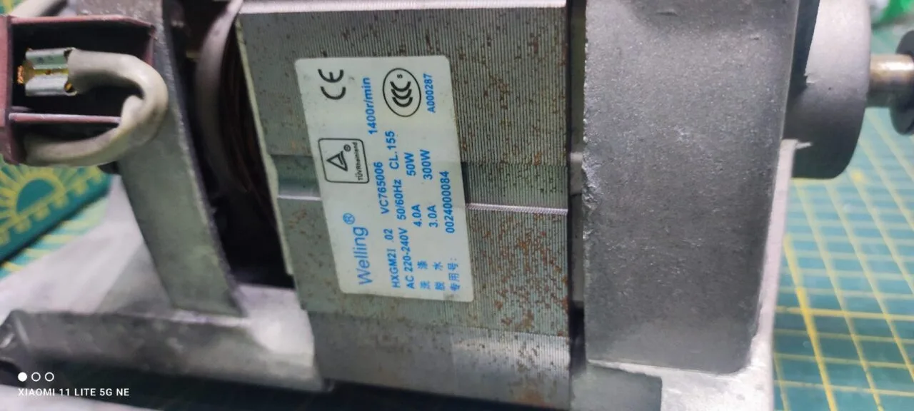 Двигатель Haier 0024000084 6 контактов