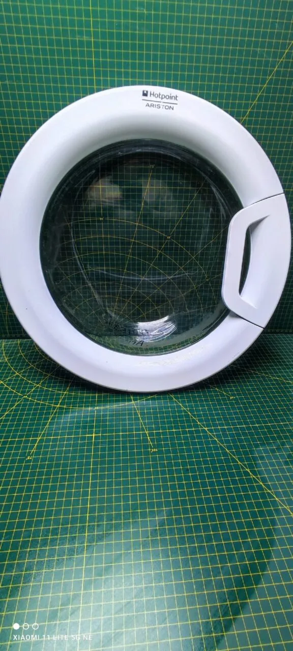 Люк Ariston C00291117 бел