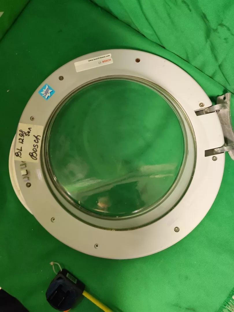 Люк в сборе Bosch BL1298 для стиральной машины