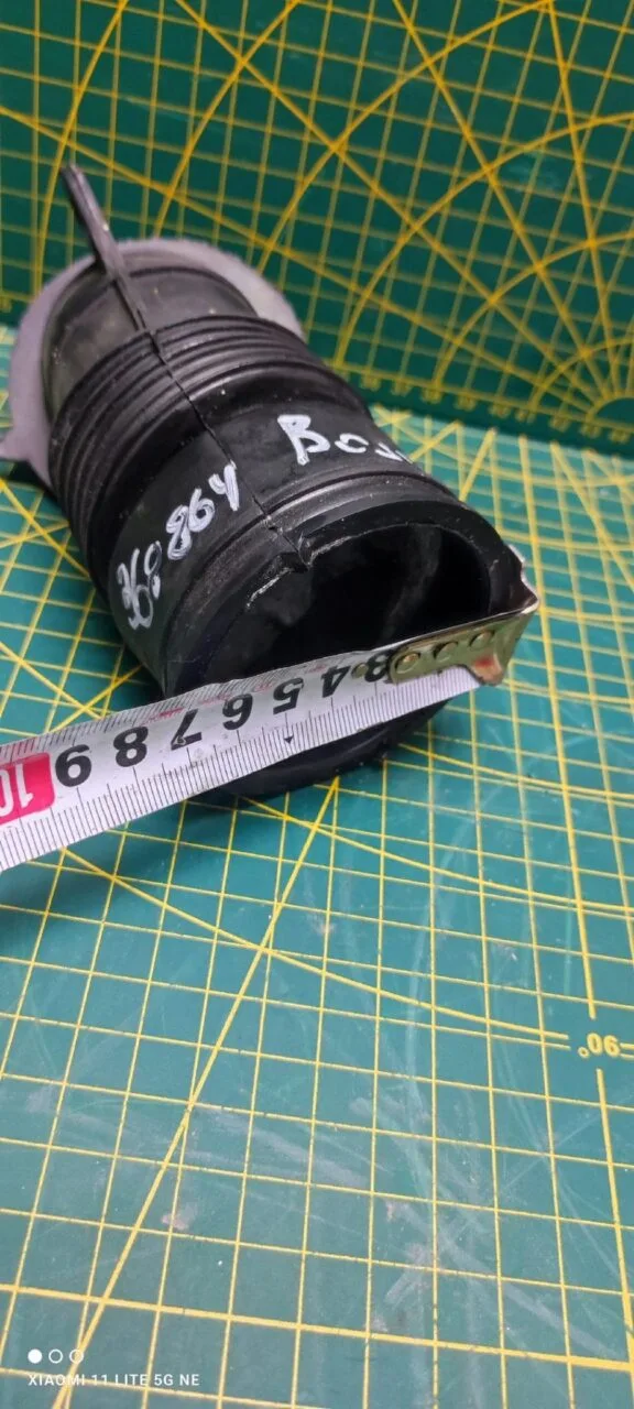 Патрубок Bosch 368862