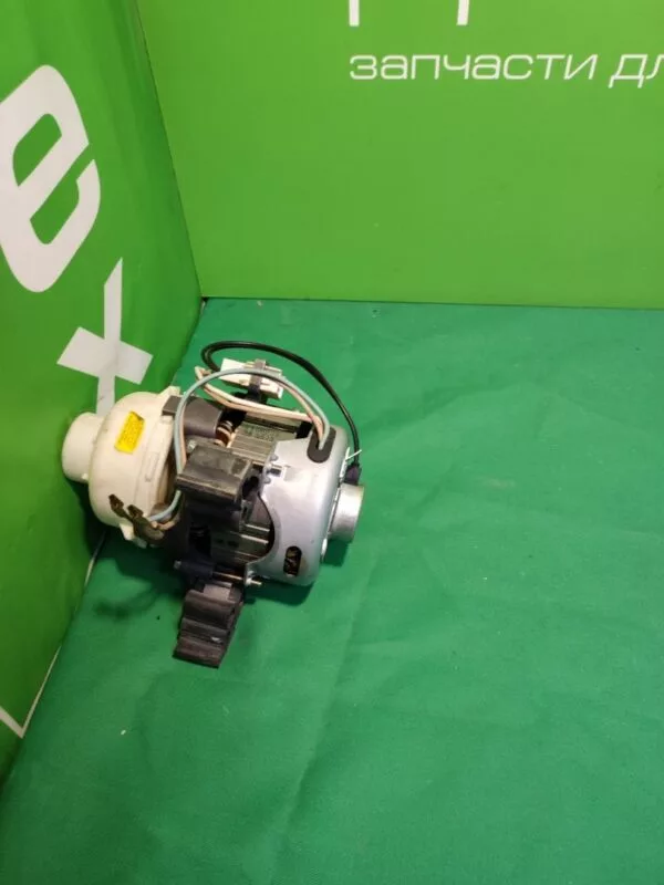 Циркуляционный насос Electrolux EE258M
