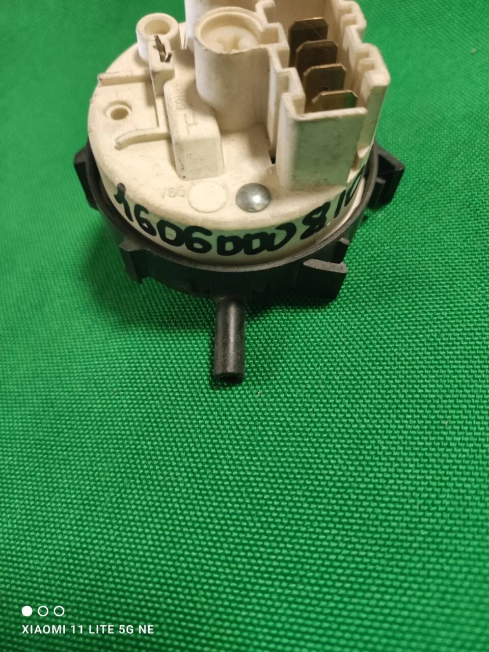 Прессостат Bosch 16060008101