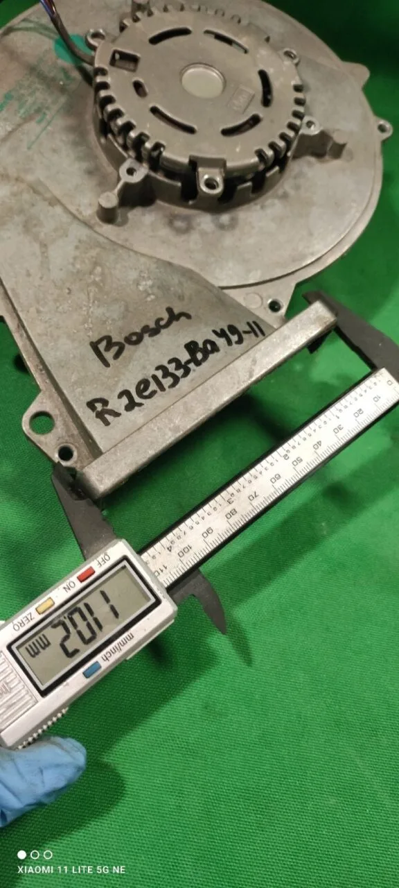 Мотор сушки Bosch R2E133-BA49-11