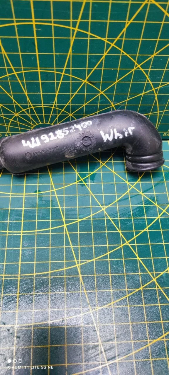 Патрубок прессостата Whirlpool 42192852400 для стиральной машины