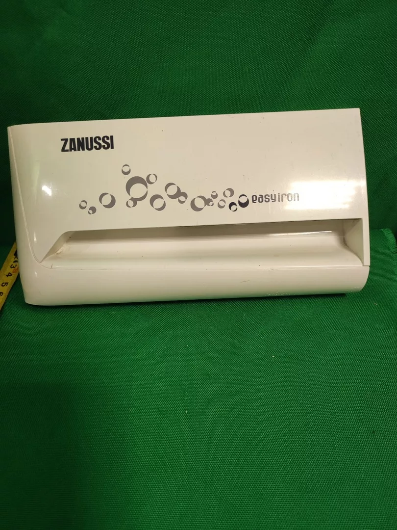 Панель порошкоприемника Zanussi 135012400