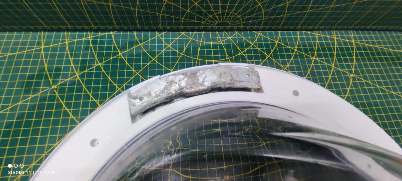 Люк Ariston C00291117 бел