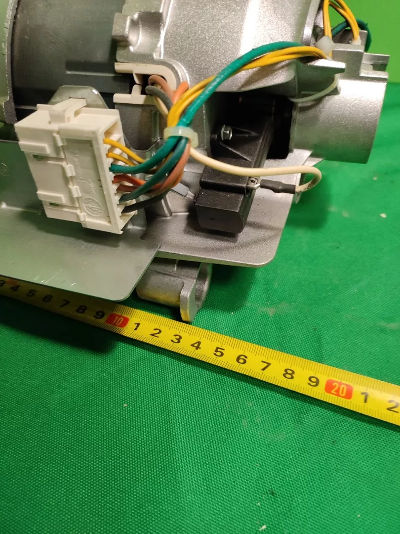 a2W6sCY7HJc Двигатель для стиральных машин Whirlpool Nidec 461974634341-7контактов