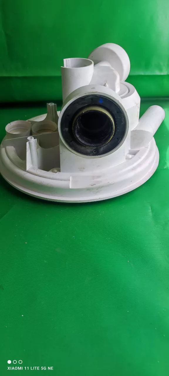 a545b71d-39df-4c2d-9947-e81ca395abbf Чаша Bosch 5600047044