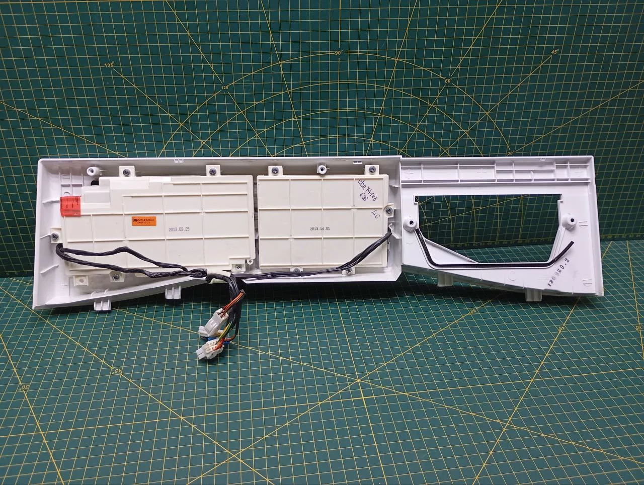 a85d70af-7300-4fab-b9e4-bc5169beea1d Панель управления LG EBR74143686
