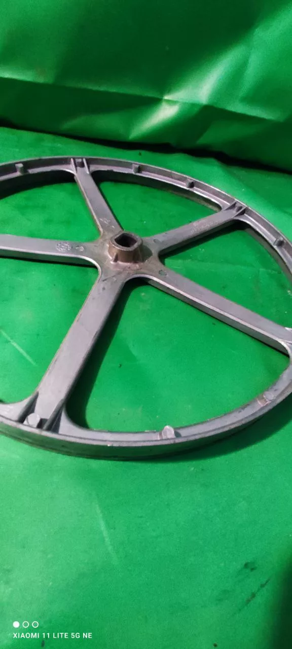ad336ec2-6c3d-4f93-82b3-21466b85c896 Шкив Indesit 174001366.02