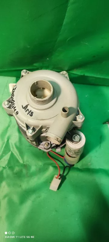 Рециркуляционный насос Ariston 174018049 2контакта