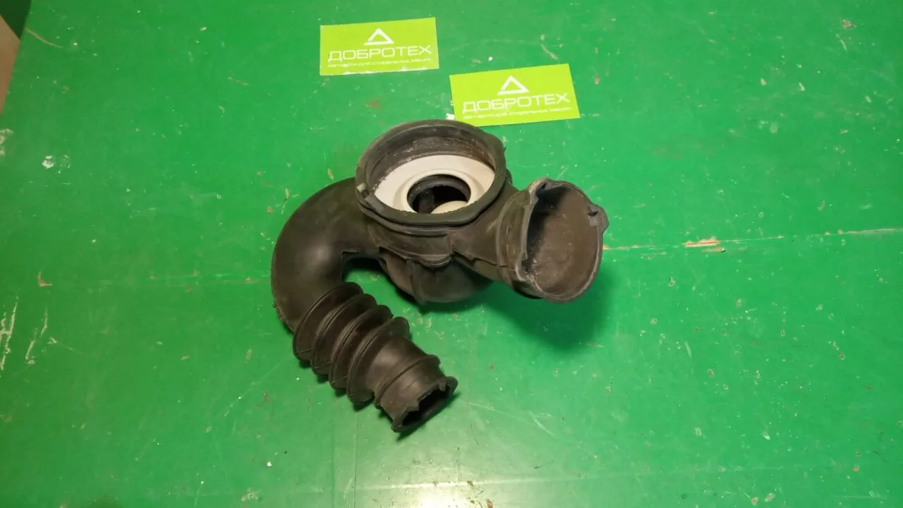 Патрубок слива Electrolux 132799800-801-802 Патрубок слива Electrolux 132799800-801-802