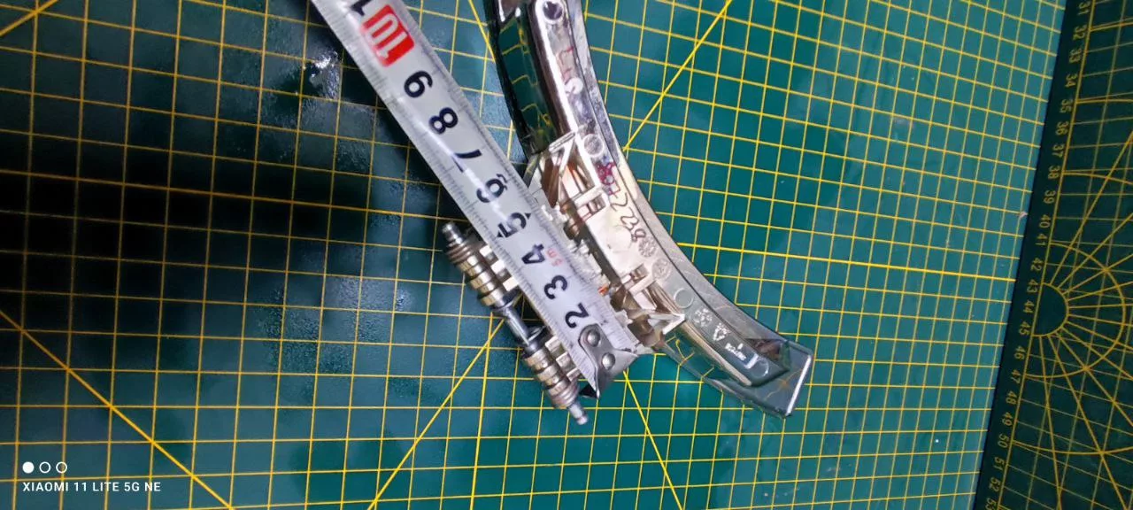 Ручка люка Electrolux 8072238 хром