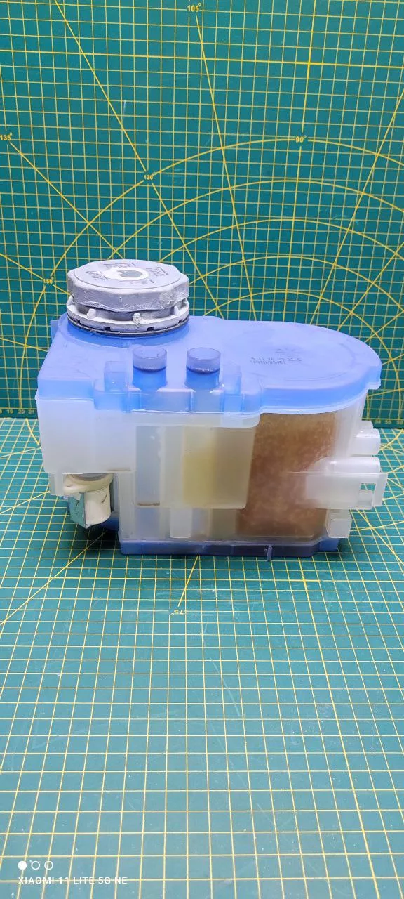 Бункер соли Smeg 14815000401