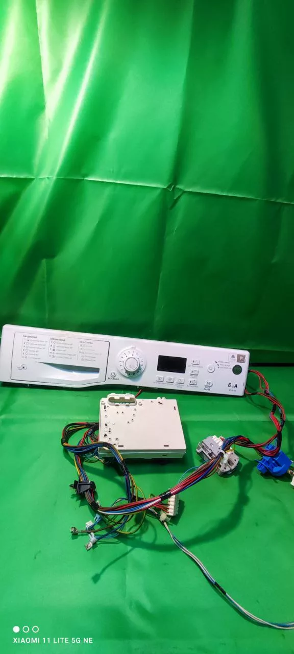 Модуль Ariston WMSG 608 с дефектом и ржавая планка Модуль Ariston WMSG 608 с дефектом и ржавая планка