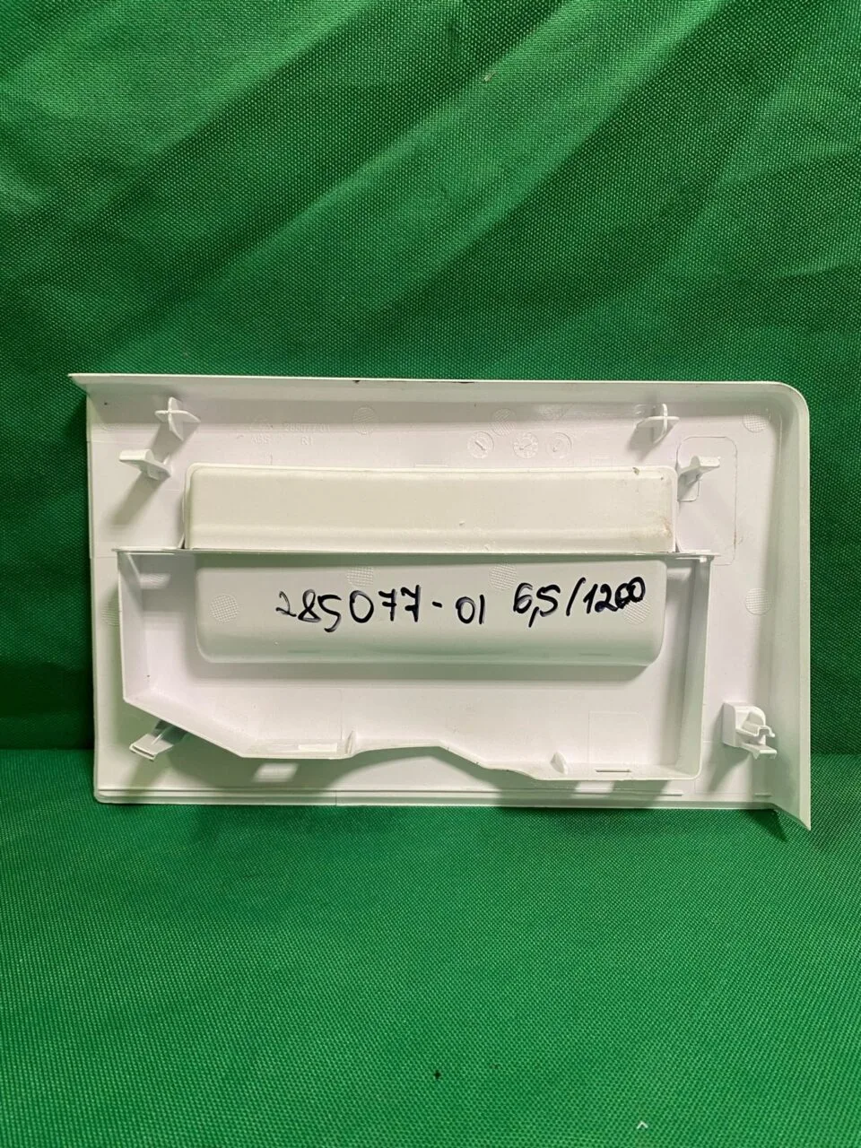 Панель порошкоприемника Beko 285077-01 6.5кг 1200 Оборотов