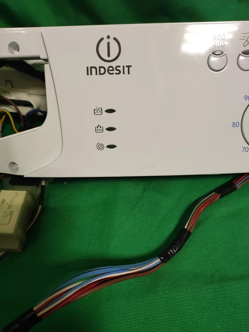 Модуль управления  Indesit WISN 82 для стиральной машины