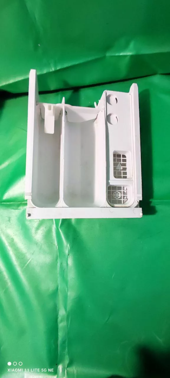 Лоток порошкоприемника Bosch BS1600A