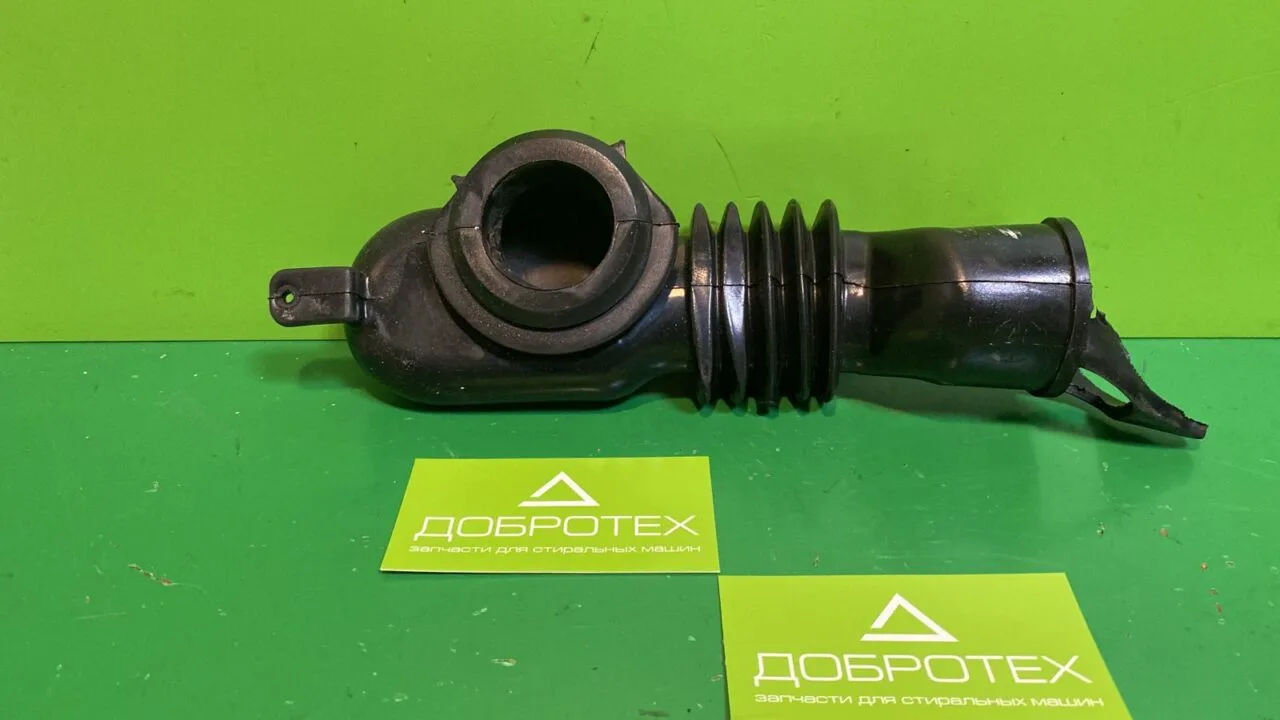 Патрубок ARISTON 144002971