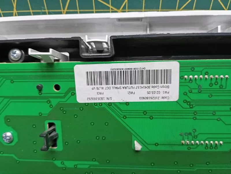 c6e93bf6-9685-4e29-a33f-f298d481f356 Панель управления Ariston VMSF6013