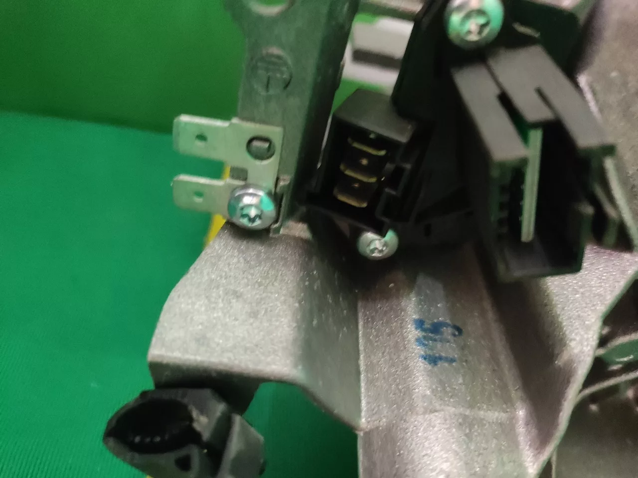 Двигатель Bosch PMS Motor 9001033465 инвертор