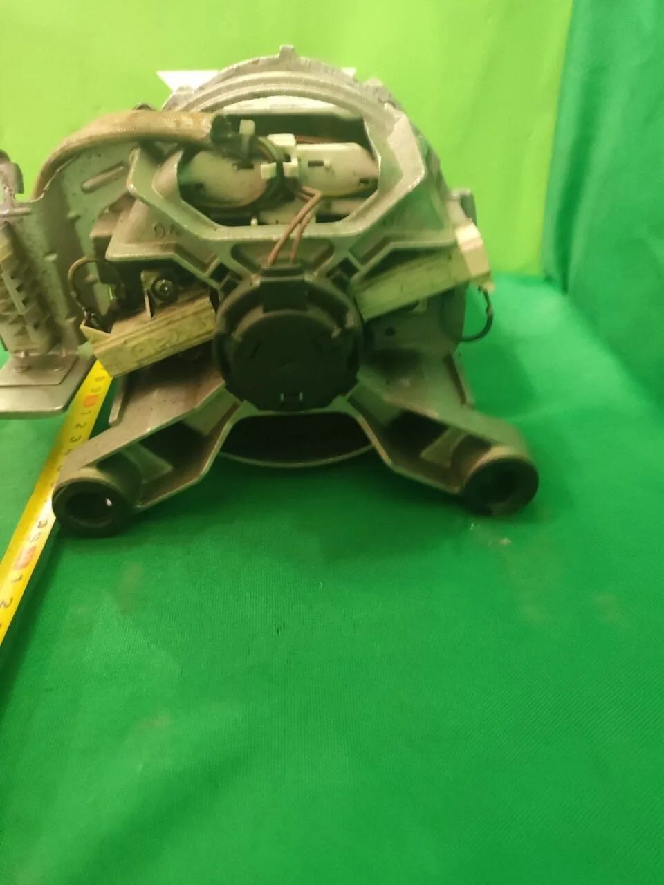 Двигатель Bosch ACC UOZ 112670- 084337 -7 контактов