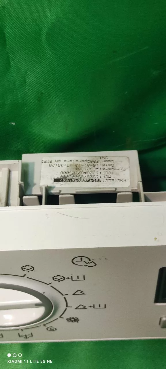 ca9323ef-afda-4050-bfb3-03ed31ba8fbe Элементы управления Electrolux EWG 14754OW