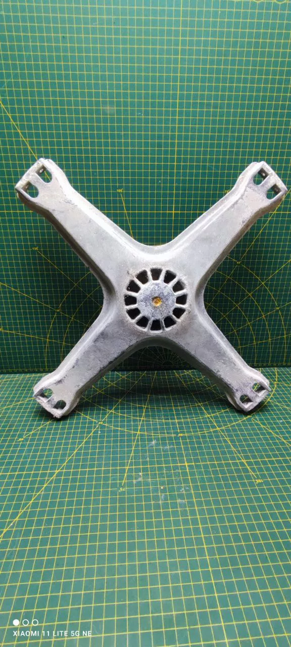 cb735dfe-53a8-45c3-9efa-6a7e523188c3 Крестовина Electrolux 236020200