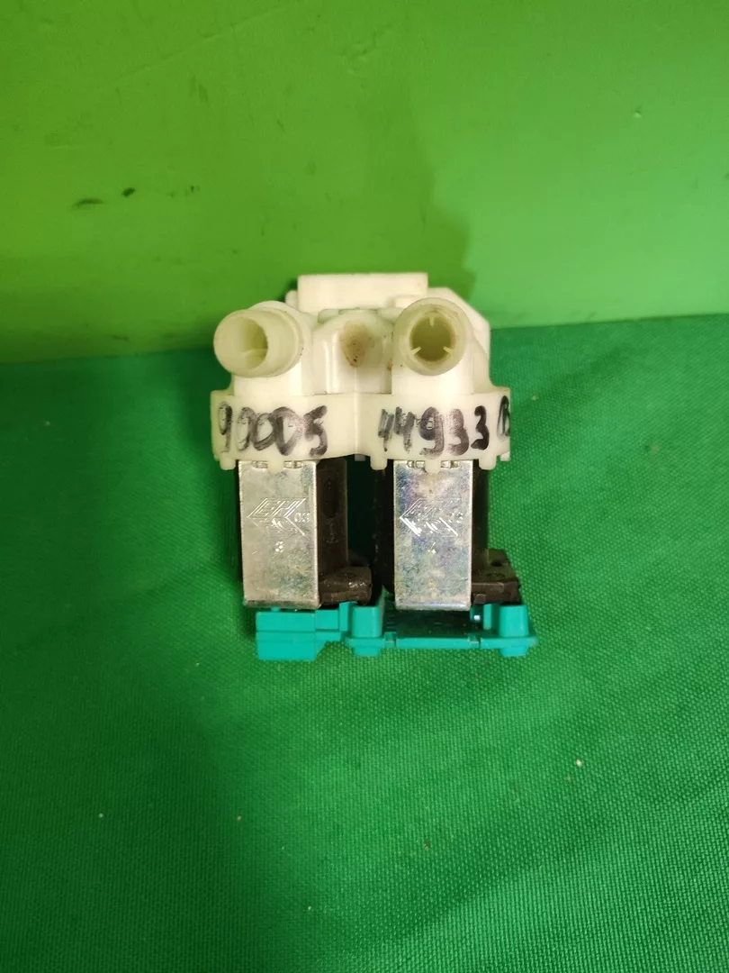 Клапан двойной Bosch 9000544933