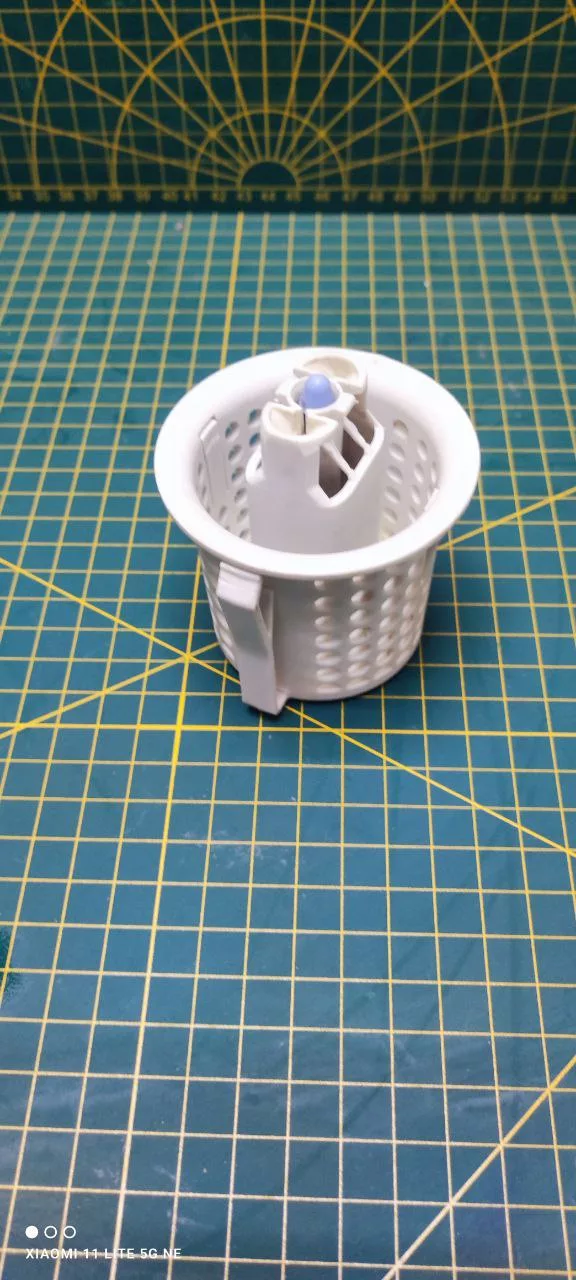 Сливной фильтр Electrolux 1327138127