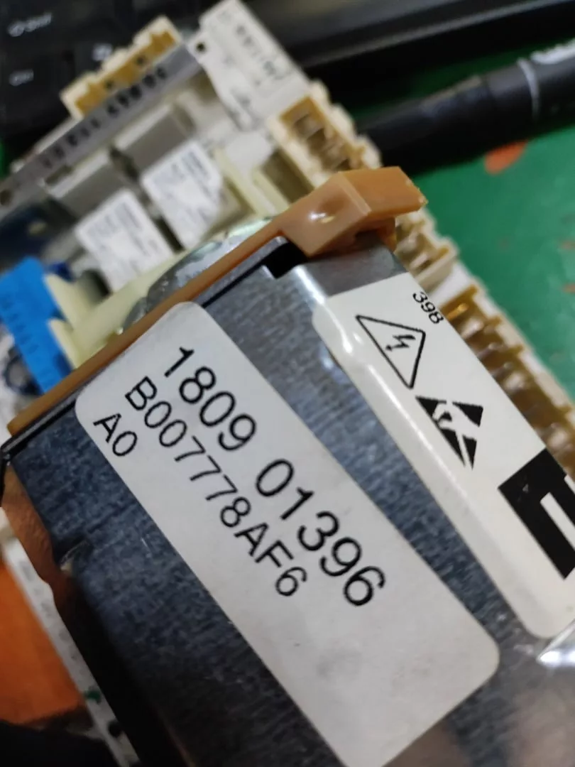Программатор командоаппарат Bosch 3063737AD6