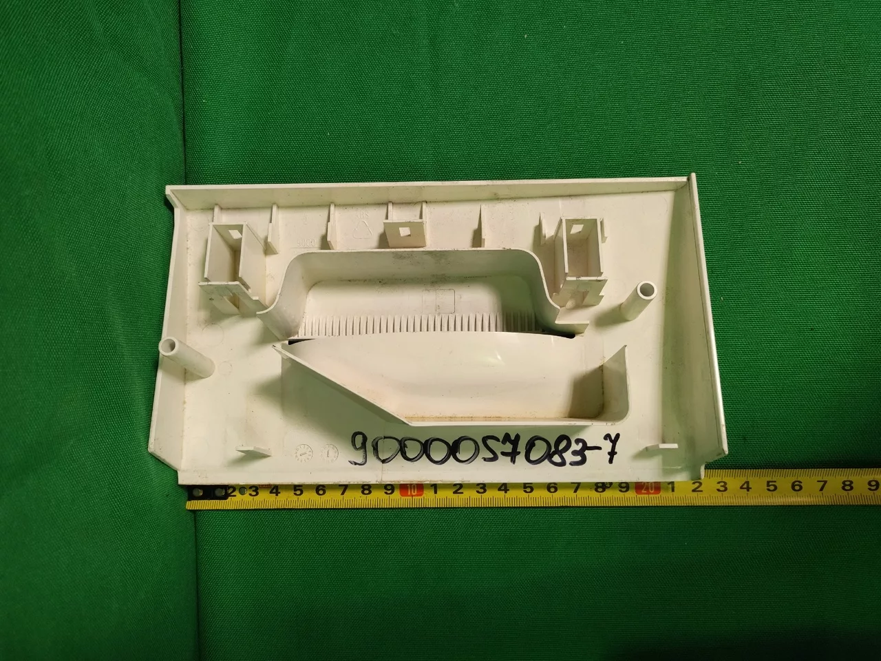 Панель порошкоприемника Bosch 9000057083-7