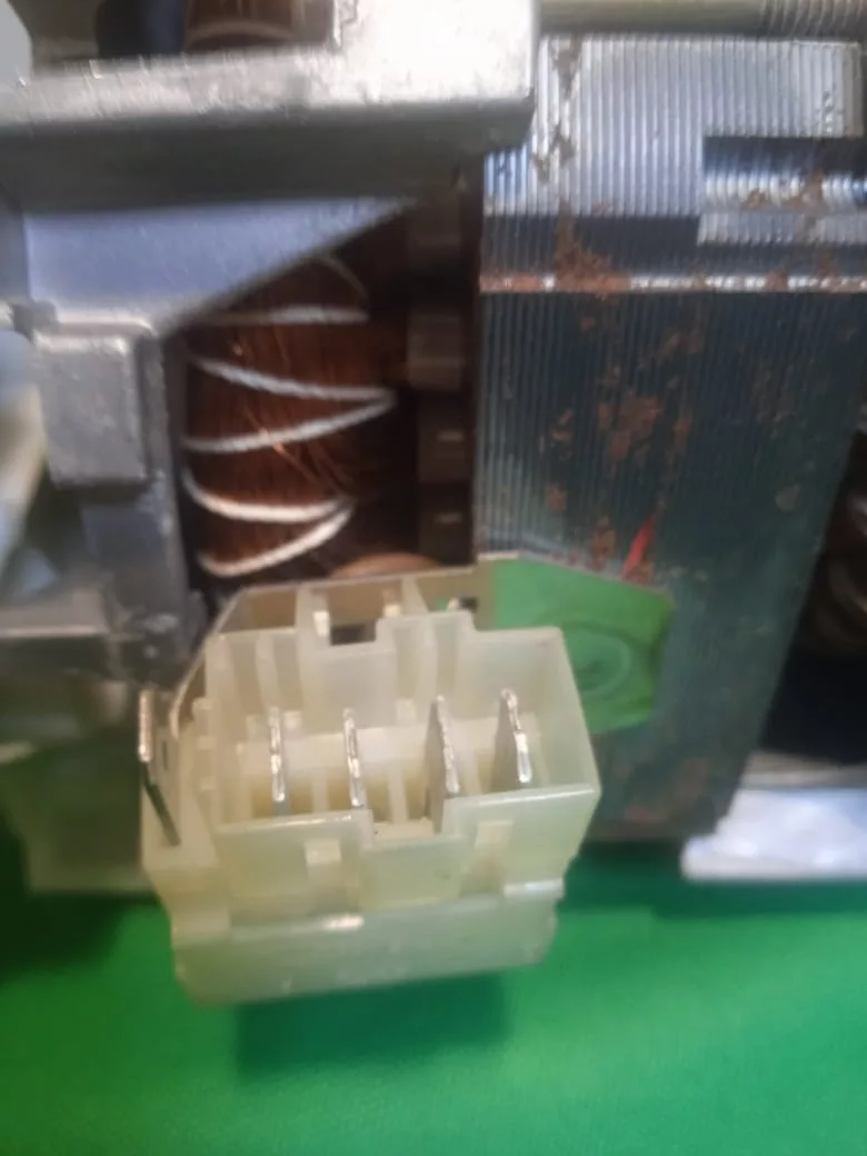 db0f5b62-779e-45f4-9eb8-3ac75be1735d Насос рециркуляционный Miele 014493 для ПММ