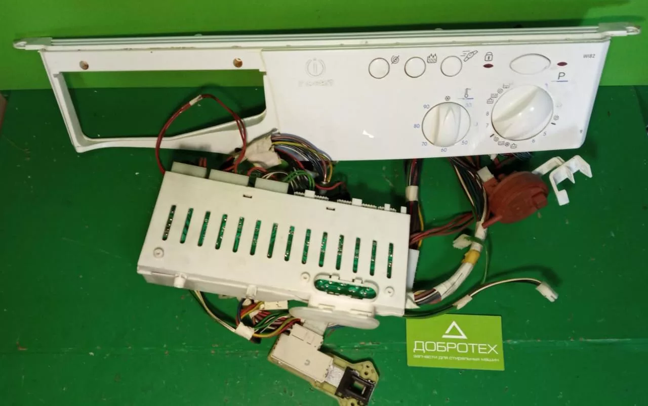 Модуль Indesit WI82 для стиральной машины