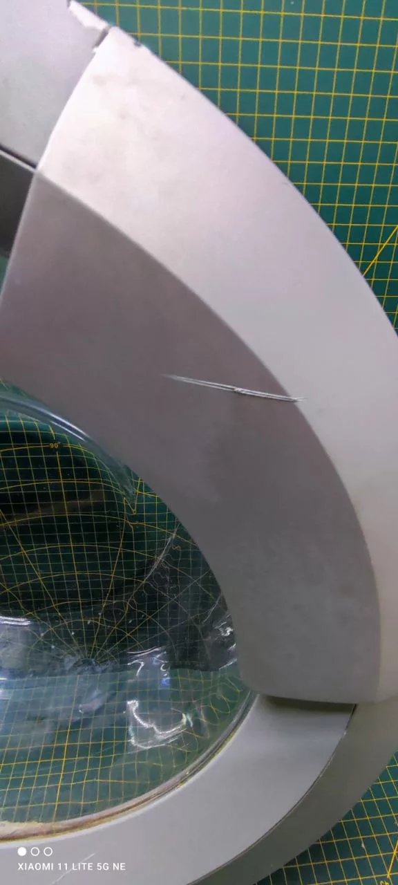 Люк Bosch 702232 с дефектом