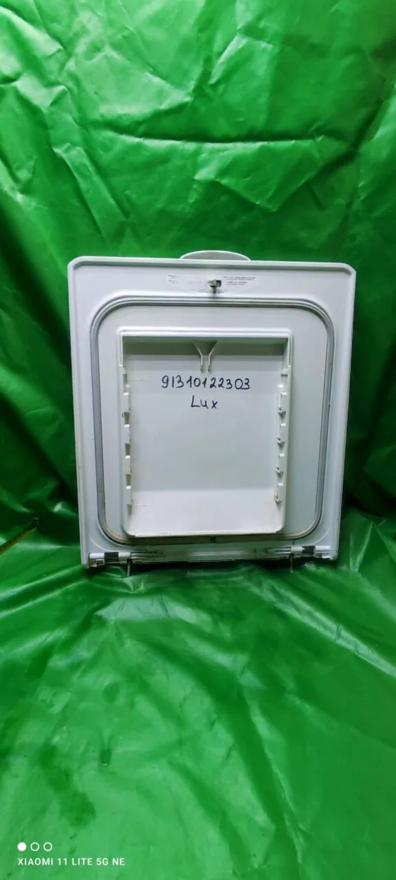 Крышка люка Electrolux 91310122303 стиральной машины с вертикальной загрузкой