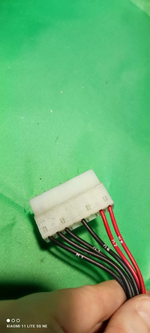 eff0e4a7-6c3e-4183-9062-ce1e67979585 Модуль Indesit W105TX с дефектом