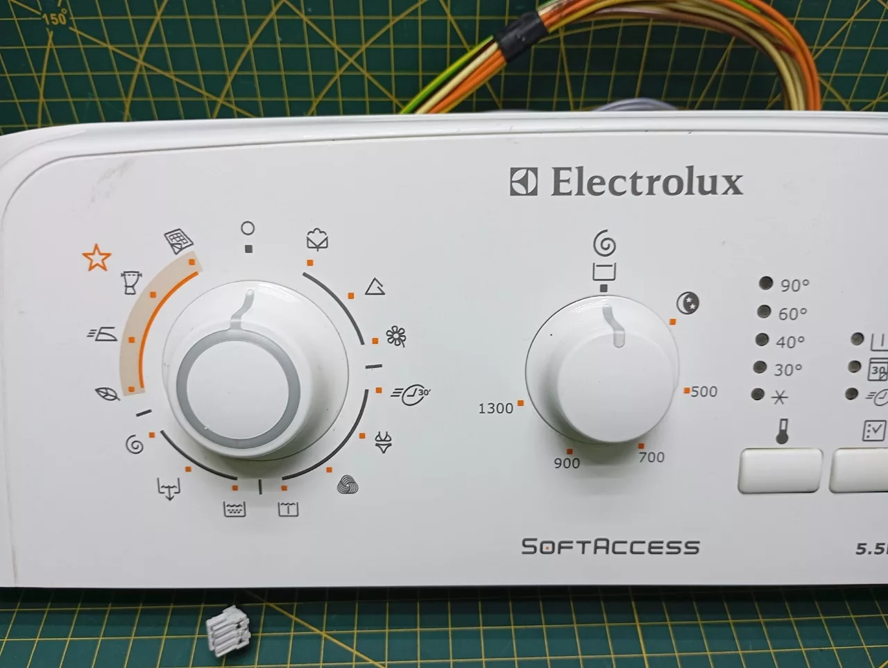 f22b6-Sv8JakXx_xbWvFbCz-RjfD23gnyOxC7x7pdK_pBc0DIhWsciQIIJ57aOydjoS8l6pvb6sg6-rWZmerDgvV Модуль Electrolux EWT 135210W для стиральной машины с вертикальной загрузкой с пров