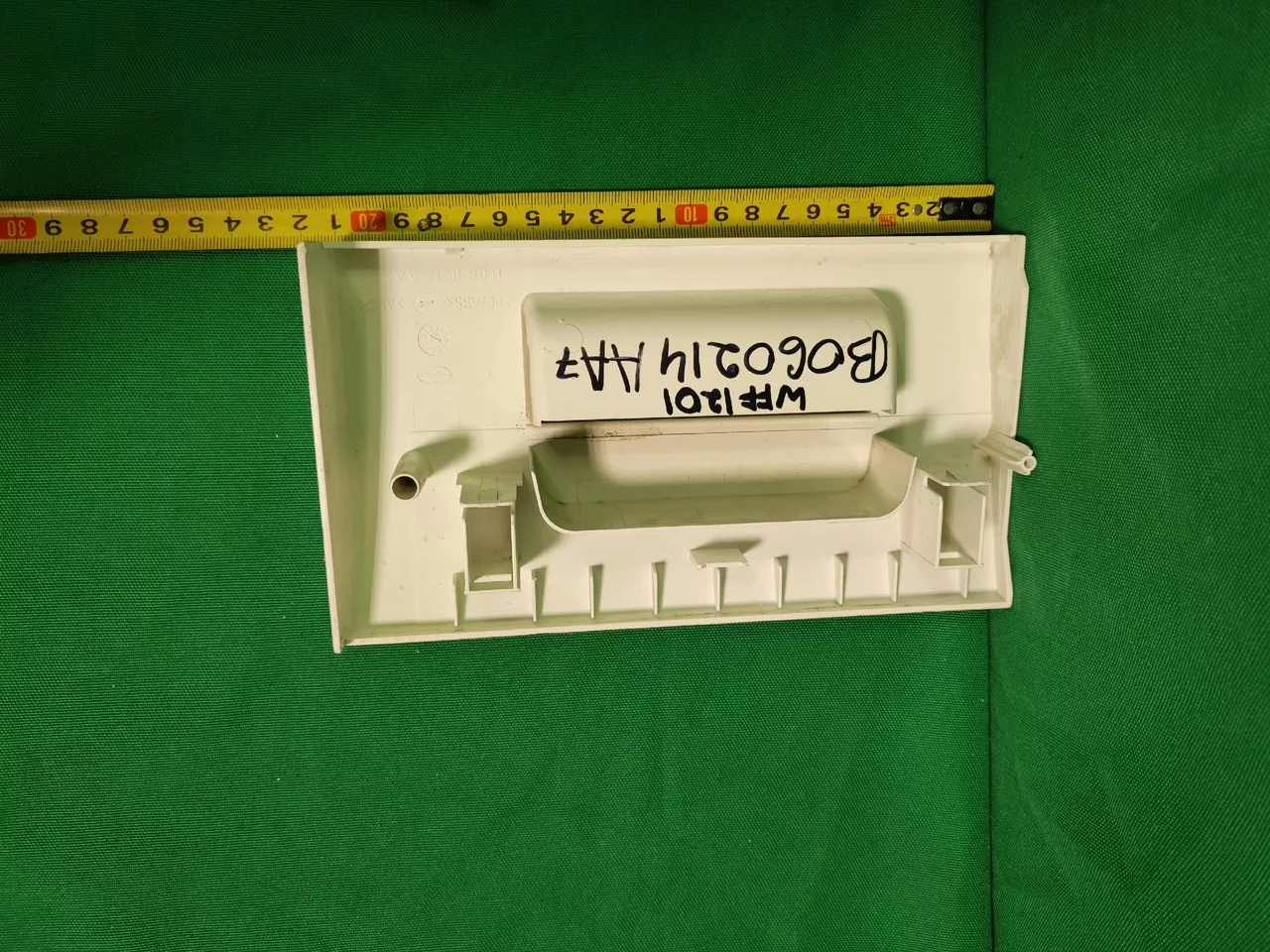 Панель порошкоприемника Bosch WFF-1201 B060214AA7