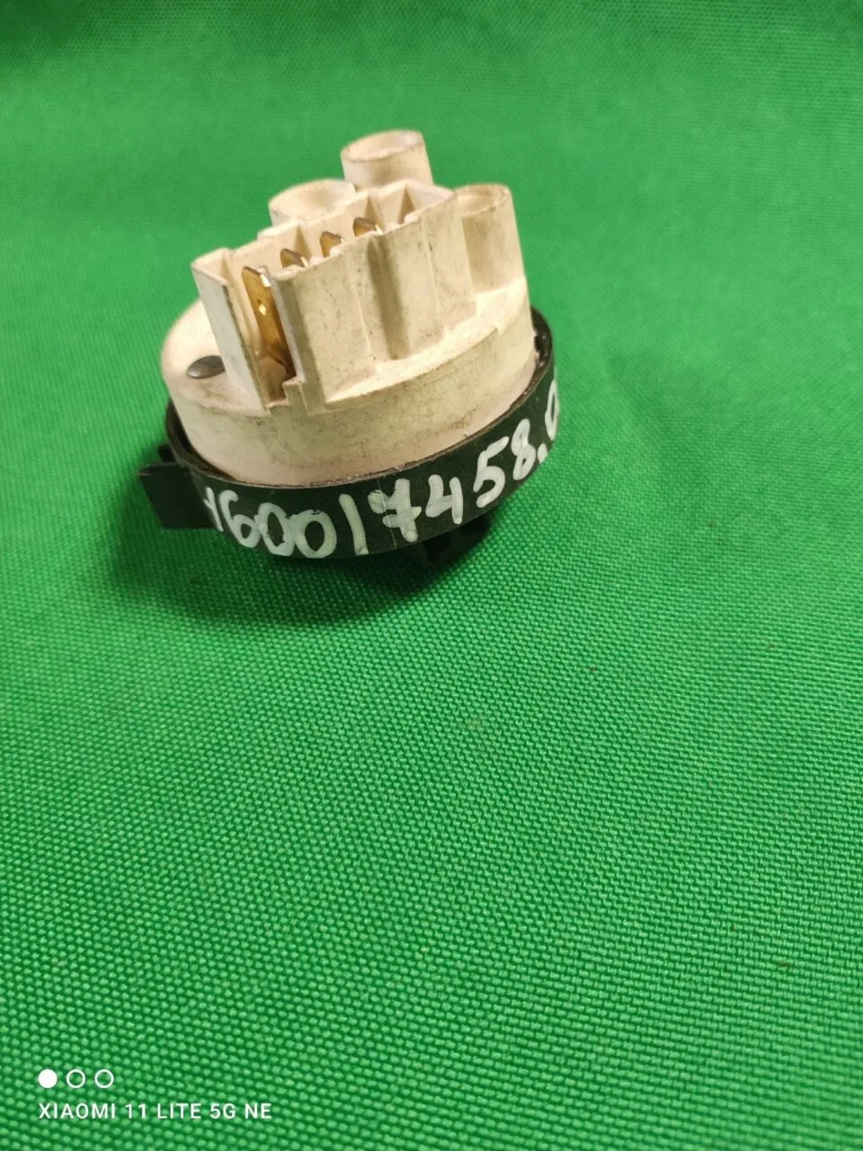 Прессостат Ariston 160017458.00