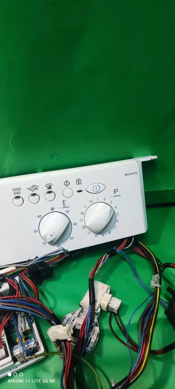 f61f71de-a537-43ec-9bf6-8e9d10014003 Модуль Indesit WIUN 105