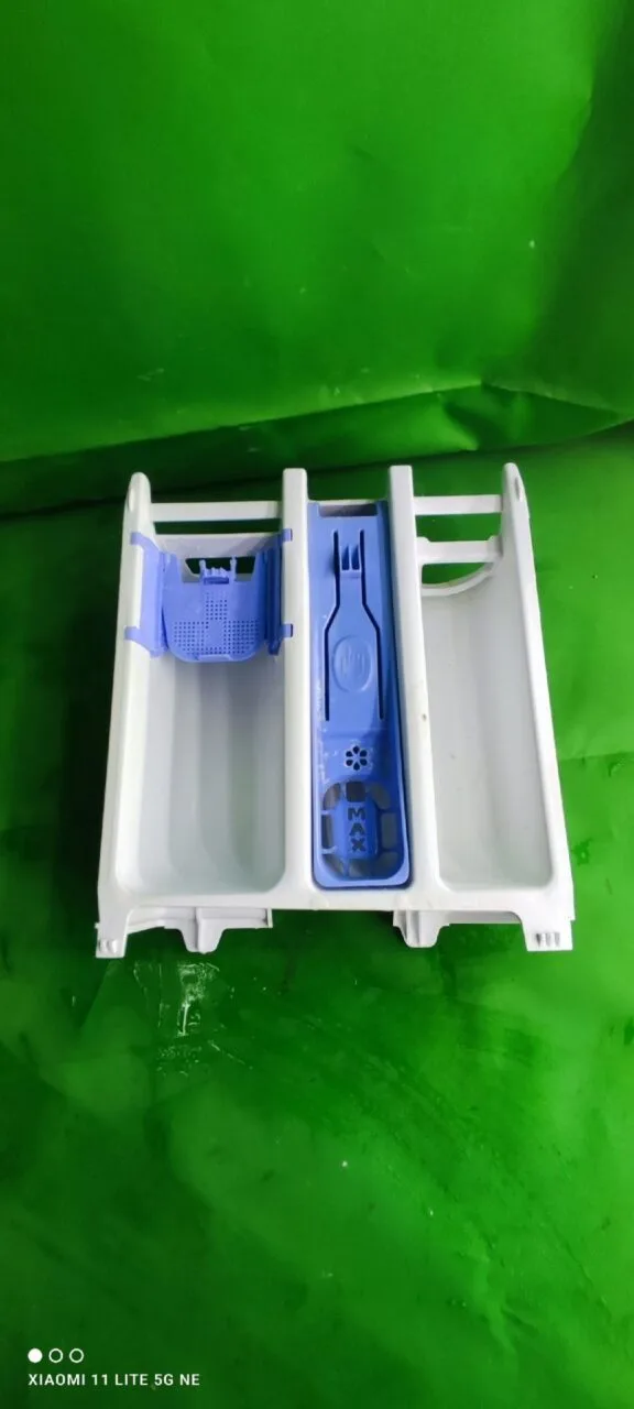 Лоток порошкоприемника Beko 284087RA2