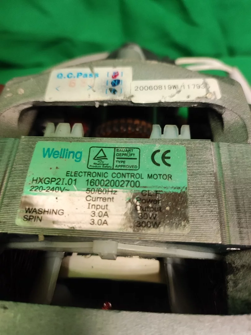 Двигатель Indesit 16002002700 Welling -6 контактов для стиральной машины