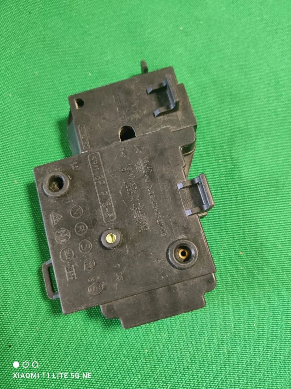 Замок люка (УБЛ) Ariston 160017459.01