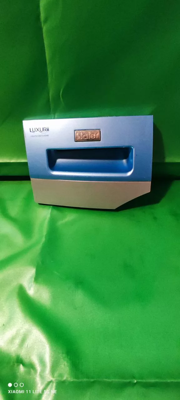 Панель порошкоприемника Haier V27302-2