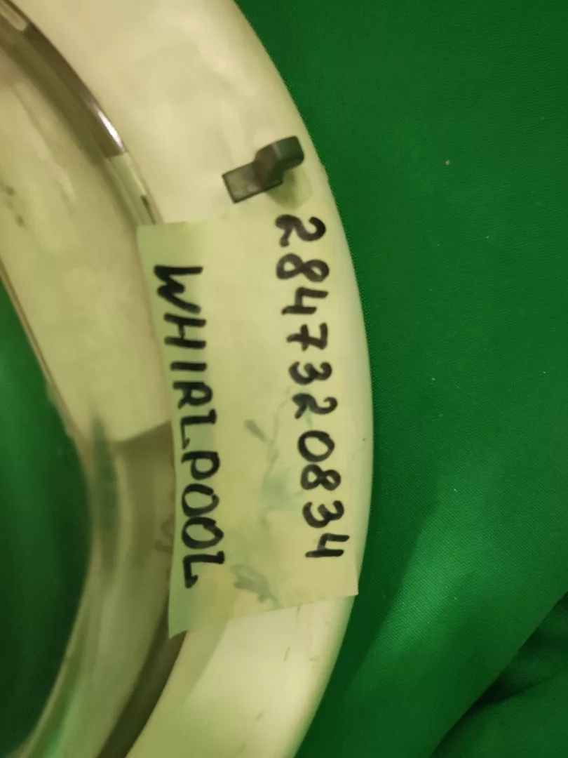 Люк в сборе Whirlpool 2847320834 для стиральной машины